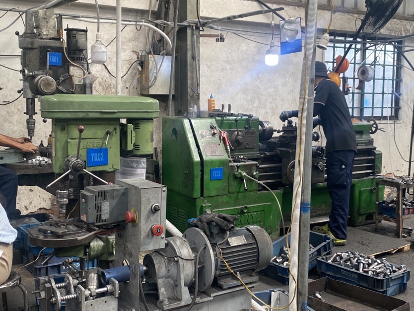 Drilling and lathe  machine.JPG